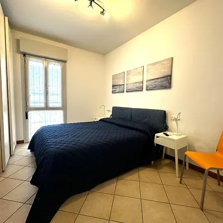 アパート With Pool And Solarium Access