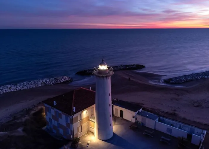 With Pool And Solarium Access *